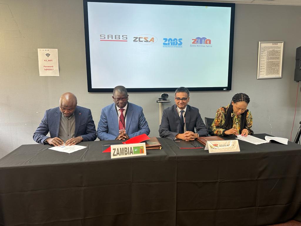 ZABS AND SABS COMMERCIAL SIGNS A MEMORANDUM OF UNDERSTANDING TO PROMOTE TRADE BETWEEN ZAMBIA AND SA.